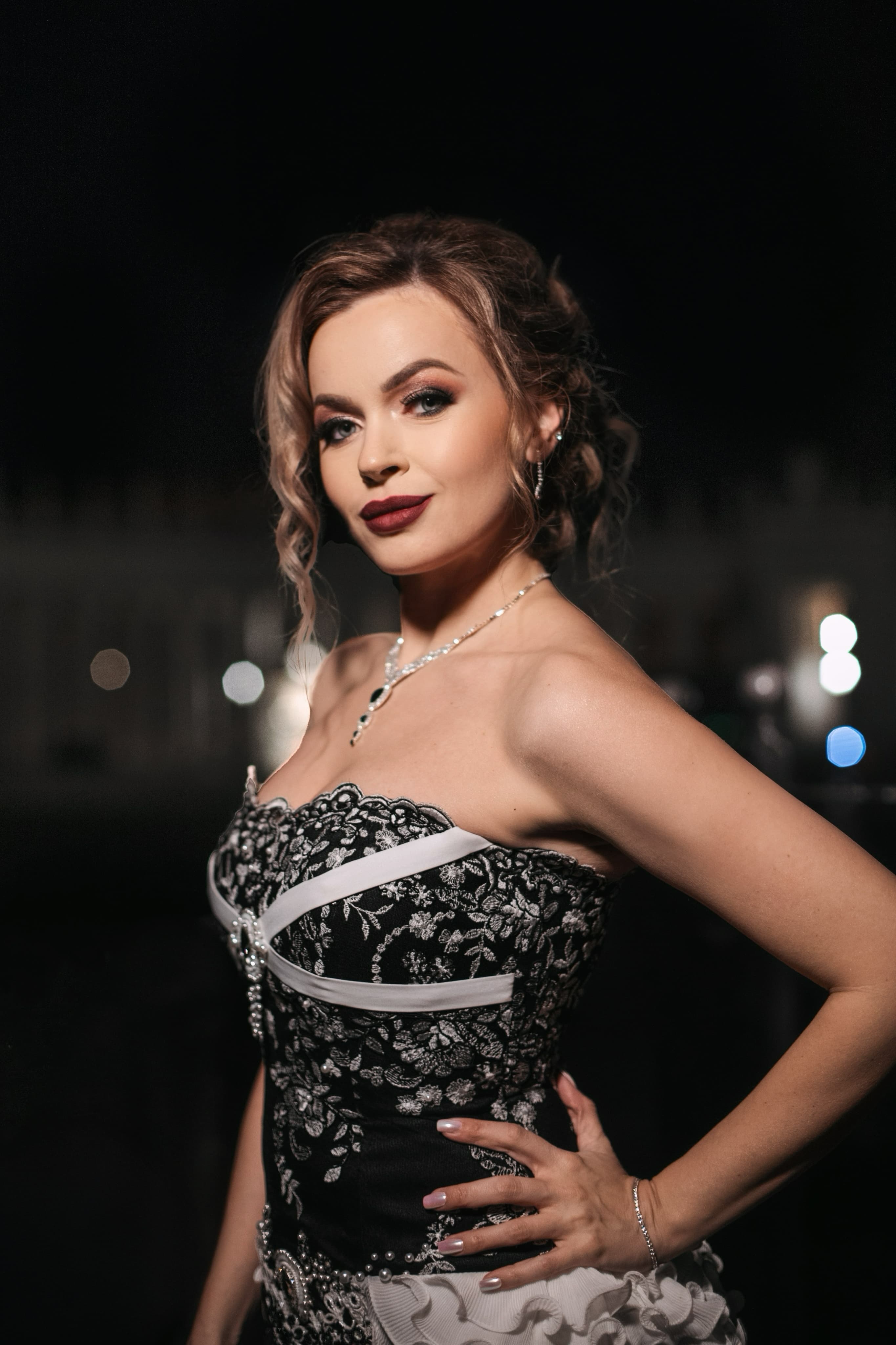 Veronika brook night photoshoot